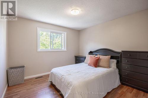 17 Barrow Court, Whitby (Lynde Creek), ON - Indoor Photo Showing Bedroom