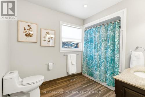 3 Corral Court, Whitby (Blue Grass Meadows), ON - Indoor Photo Showing Bathroom