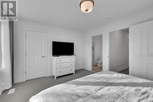 26 Barn Swallow Private, Ottawa, ON - Indoor Photo Showing Bedroom
