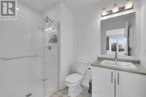 26 Barn Swallow Private, Ottawa, ON - Indoor Photo Showing Bathroom