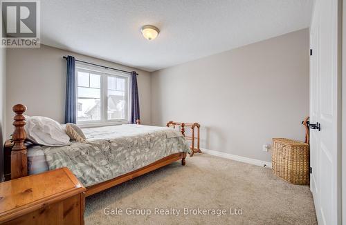 117 Juno Crescent, Woodstock (Woodstock - North), ON - Indoor Photo Showing Bedroom