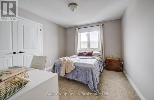 117 Juno Crescent, Woodstock (Woodstock - North), ON - Indoor Photo Showing Bedroom