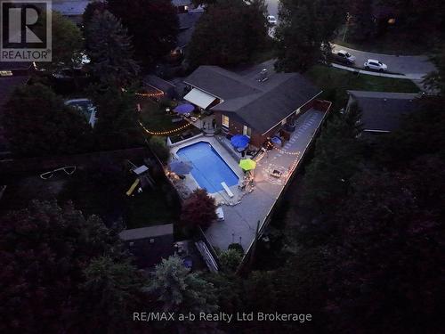 6 Camdon Court, Tillsonburg, ON - Outdoor With View