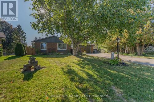 6 CAMDON COURT  Tillsonburg, ON N4G 4B3