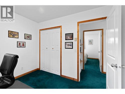 9245 Paradise Road, Kelowna, BC - Indoor Photo Showing Other Room