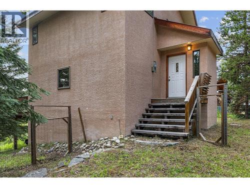 Main front entrance - 9245 Paradise Road, Kelowna, BC - Outdoor