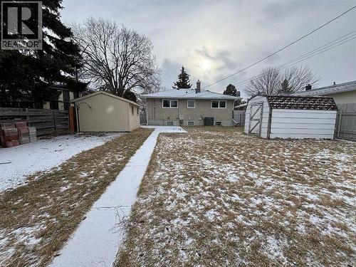 2407 5 Avenue N, Lethbridge, AB - Outdoor