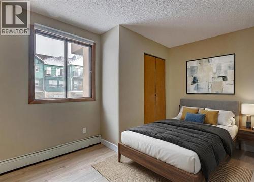 207, 111 14 Avenue Se, Calgary, AB - Indoor Photo Showing Bedroom