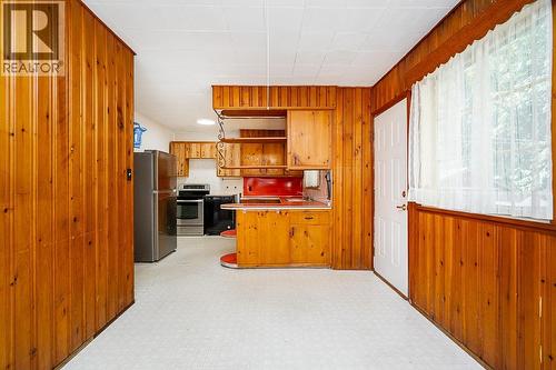 2212 Old Dollarton Road, North Vancouver, BC 