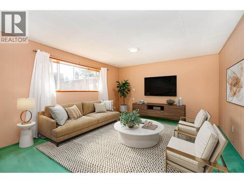 2212 Old Dollarton Road, North Vancouver, BC 