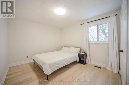 20 Muirbank Boulevard, Toronto, ON - Indoor Photo Showing Bedroom