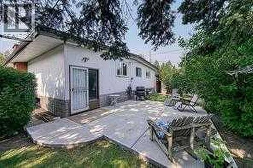 10212 8 Street Sw, Calgary, AB - Outdoor