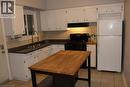 29 Oxford Street, Hamilton, ON  - Indoor Photo Showing Kitchen 