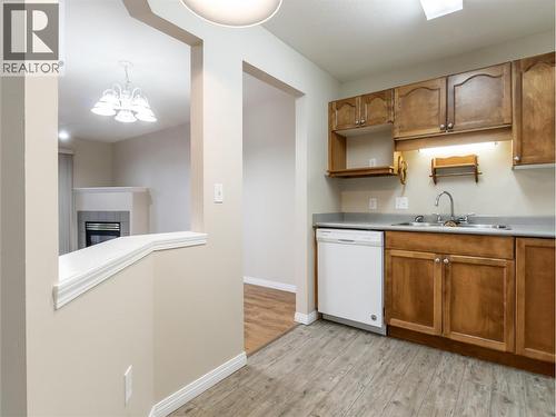 640 3 Street Sw Unit# 107, Salmon Arm, BC - Indoor Photo Showing Kitchen With Double Sink