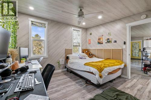 2245 Bennett Road, Kelowna, BC - Indoor Photo Showing Bedroom