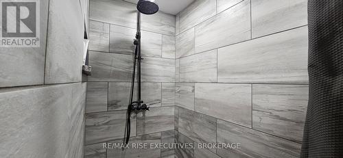 1453 Woodfield Crescent, Kingston (City Northwest), ON - Indoor Photo Showing Bathroom