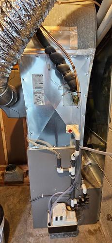 1453 Woodfield Crescent, Kingston (City Northwest), ON - 