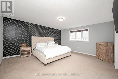 23 Bellflower Boulevard, Hamilton, ON - Indoor Photo Showing Bedroom