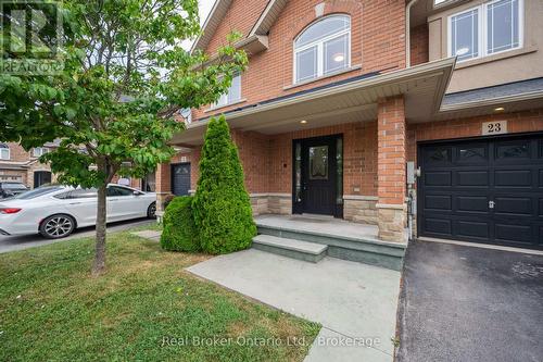 23 Bellflower Boulevard, Hamilton, ON - Outdoor