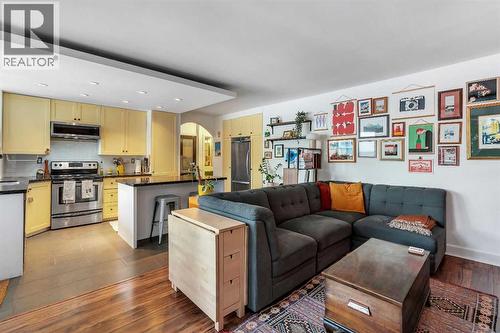 302, 3316 Rideau Place Sw, Calgary, AB - Indoor