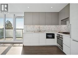 306 8181 CHESTER STREET  Vancouver, BC V5X 0J9