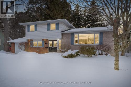 10 CRERAR BOULEVARD  Kingston (City Southwest), ON K7M 3P6