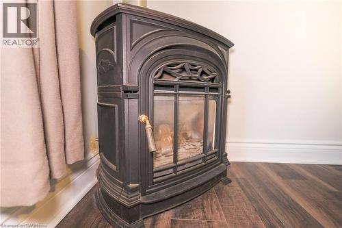 11 Perry Street, St. Catharines, ON - Indoor