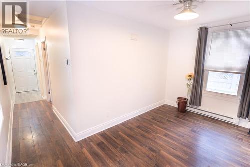 11 Perry Street, St. Catharines, ON - Indoor Photo Showing Other Room