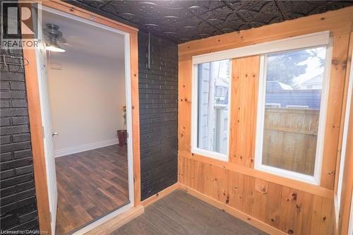 11 Perry Street, St. Catharines, ON - Indoor Photo Showing Other Room