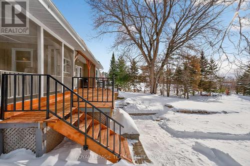 2377 Ramsay Con 7B Avenue S, Mississippi Mills, ON - Outdoor