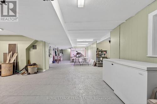 2377 Ramsay Con 7B Avenue S, Mississippi Mills, ON - Indoor Photo Showing Other Room