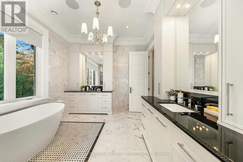 83 Kimbark Boulevard, Toronto, ON - Indoor Photo Showing Bathroom