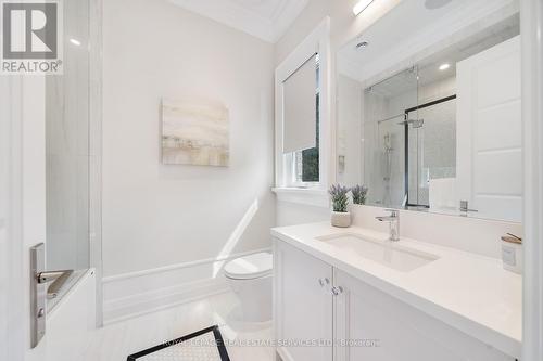 83 Kimbark Boulevard, Toronto, ON - Indoor Photo Showing Bathroom