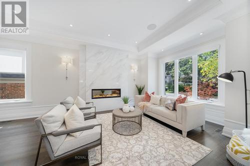 83 Kimbark Boulevard, Toronto, ON - Indoor Photo Showing Living Room With Fireplace