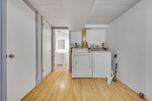Laundry room - 1328 Rue Blanchette, Québec (Sainte-Foy/Sillery/Cap-Rouge), QC - Indoor Photo Showing Laundry Room