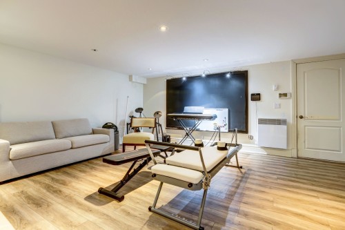 Salle familiale - 3078 Rue Jean-Girard, Montréal (Ville-Marie), QC - Indoor Photo Showing Living Room