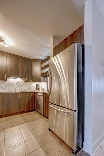 Kitchen - 402-651 Rue Jacques-Lavigne, Sainte-Thérèse, QC - Indoor Photo Showing Kitchen