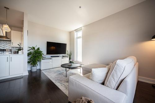 Living room - 408-440 19E Avenue, Montréal (Lachine), QC - Indoor Photo Showing Living Room