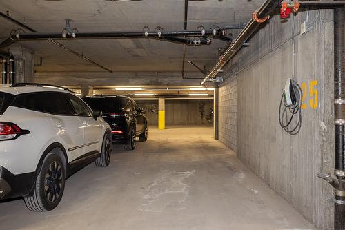 Parking - 408-440 19E Avenue, Montréal (Lachine), QC - Indoor Photo Showing Garage