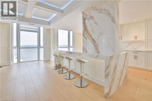 1477 Lakeshore Road Unit# 904, Burlington, ON - Indoor