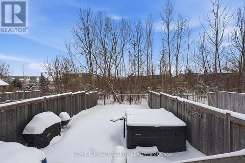 312 Wood Acres Grove, Ottawa, ON - Outdoor