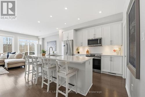312 Wood Acres Grove, Ottawa, ON - Indoor Photo Showing Kitchen With Stainless Steel Kitchen With Upgraded Kitchen