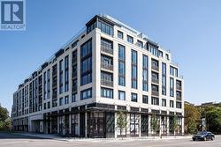 TH4 - 1 STRATHGOWAN AVENUE  Toronto, ON M4N 0B3