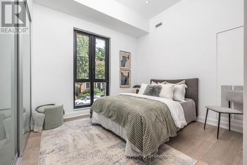 Th4 - 1 Strathgowan Avenue, Toronto, ON - Indoor Photo Showing Bedroom