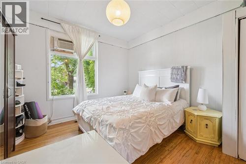 Unit 1-bedroom #1 - 148 Suffolk Street W, Guelph, ON - Indoor Photo Showing Bedroom