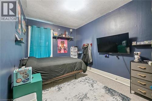 Unit 2-Bedroom #1 - 148 Suffolk Street W, Guelph, ON - Indoor Photo Showing Bedroom