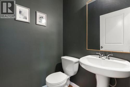 196 Jumping Pound Terrace, Cochrane, AB - Indoor Photo Showing Bathroom