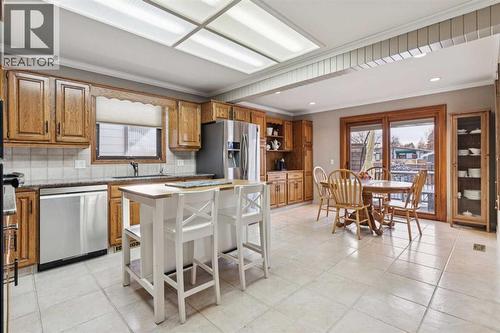 8603 Ashworth Road Se, Calgary, AB - Indoor