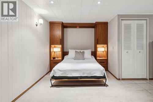 8603 Ashworth Road Se, Calgary, AB - Indoor Photo Showing Bedroom