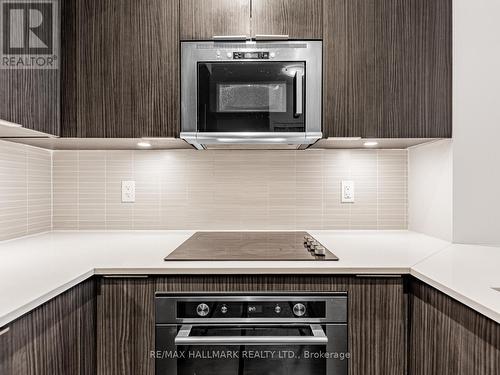 322 - 99 Eagle Rock Way, Vaughan, ON - Indoor Photo Showing Kitchen
